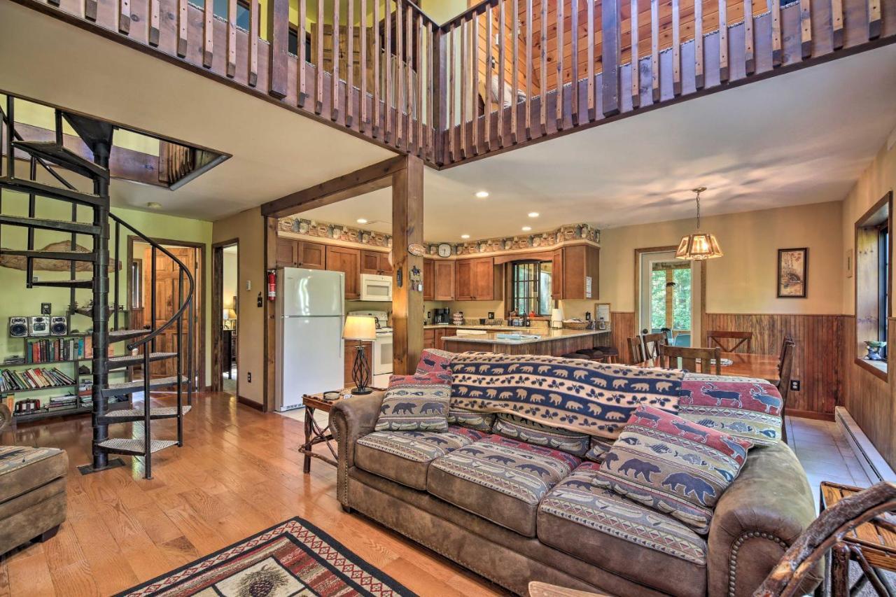 Lake Placid Chalet Deck And Forest Views! المظهر الخارجي الصورة